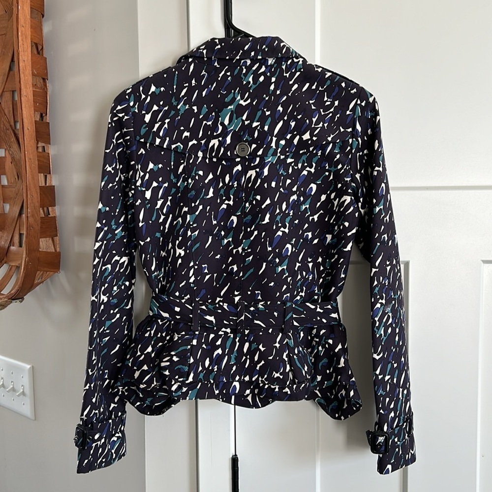 BURBERRY Belted Jacket- Unique - Picture 2 of 5